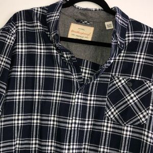 SALE!!  🌟 Men’s flannel